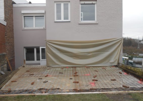 Réalisation d'une terrasse en pavés 60/60