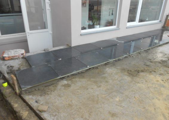 Réalisation d'une terrasse en pavés 60/60