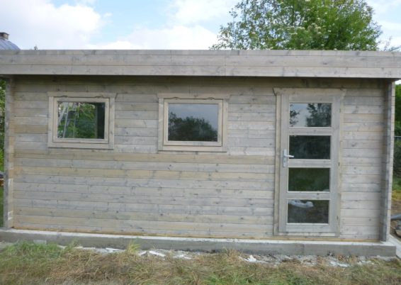 Installation d'un chalet de jardin