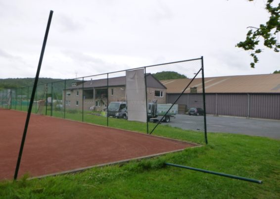 Remplacement de la clôture du tennis club de Trooz