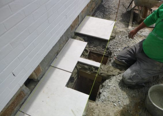 Construction d'une terrasse surélevée à Plainevaux