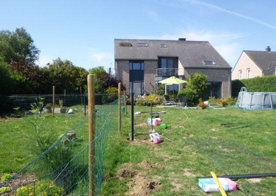 Placement d'une clôture rigide et un portail de jardin à Othée