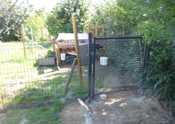 Placement d'une clôture rigide et un portail de jardin à Othée