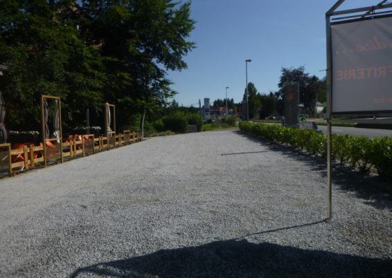 Rectification de l'empierrement du parking à Boncelles.