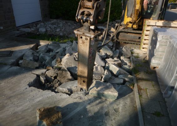 Aménagement complet des abords d'une maison de Seraing