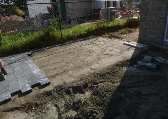 Aménagement complet des abords d'une maison de Seraing