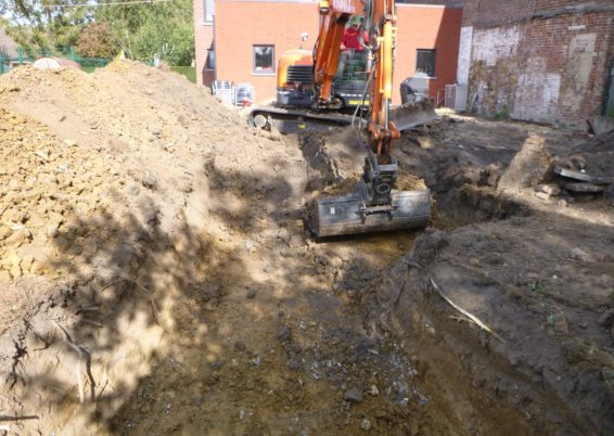Réaménagement complet d'un jardin à Horion-Hozémont.
