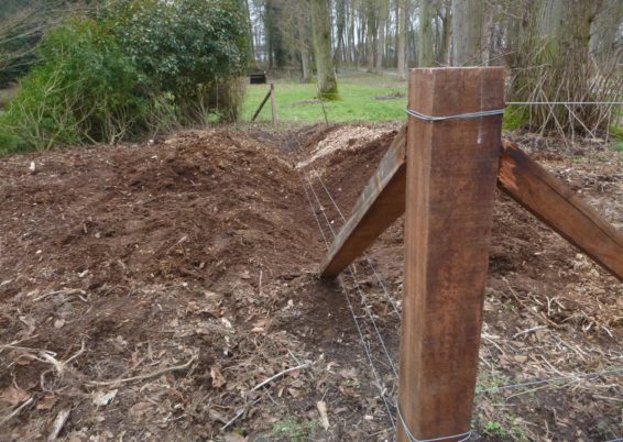 Implantation d'une clôture électrique