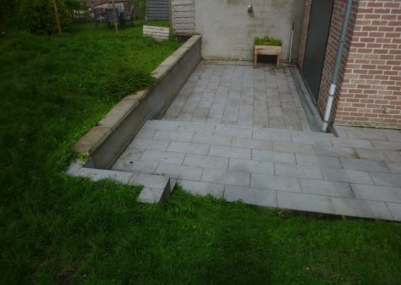 Aménagement complet d'un jardin et son accès à Horion-Hozémont. 

Création d'une nouvelle terra...