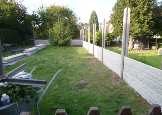 Remplacement des clôtures autour d'un jardin à Alleur. 

Sécurisation en placent une palissade de...