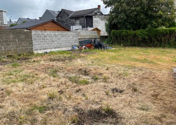 Sécurisation des abords d'une maison à Herve avec la pose de clôtures rigide BETAFENCE et portail...