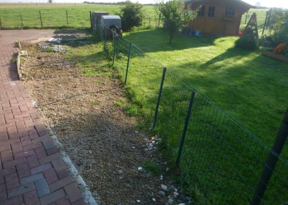 Un chantier qui est terminé.
Réaménagement des abords d'une maison à Fexhe le haut clocher.

Rem...