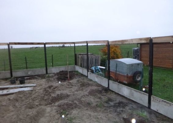 Un chantier qui est terminé.
Réaménagement des abords d'une maison à Fexhe le haut clocher.

Rem...
