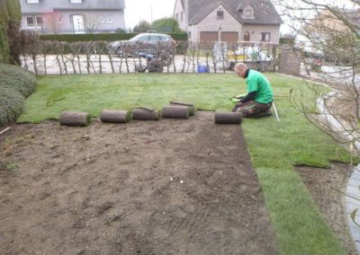 Aménagement d'une petite devanture à Horion-Hozémont.

Changement des plantations pour une entret...