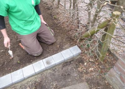Aménagement d'une petite devanture à Horion-Hozémont.

Changement des plantations pour une entret...
