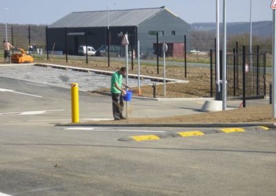 Création des pelouses autour de la nouvelle poste de Andenne .

Les semis sont très précoces, au ...