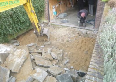 Réfection d'une allée de garage à Grâce-Hollogne.

Pose de pavés MARLUX 15/15 clinkers....