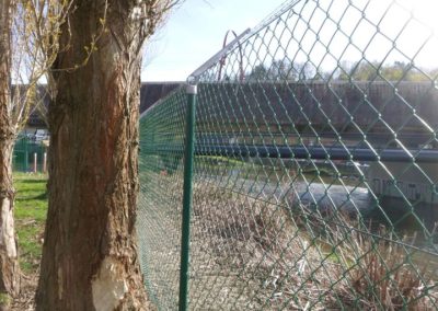 Les inondations de juillets 2021 n'ont laissés aucune chance aux clôtures.

Remise en état des cl...