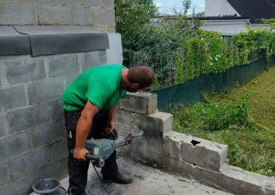 Nous réalisons également les aménagements de jardin de très petites tailles avec un accès très...