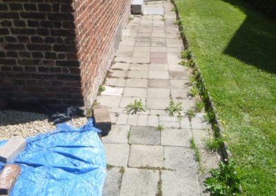 Aménagement d'une nouvelle terrasse en pavés béton XL 100/100 cm MARLUX et cheminements en 15/158...