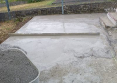 Encore une de terminée.

Réalisation d'une nouvelle terrasse en pavés céramique 60/60, sans oubl...