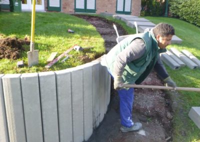 Remplacement d'un escalier et muret en bois devenu très dangereux par un escalier en élément de b...