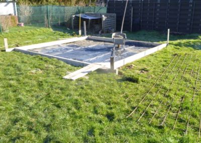Installation d'un chalet de jardin.

Réalisation de la dalle.
Réalisation d'un chalet sur mesure.
...