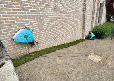 Et voila encore un client ravis de sa nouvelle pelouse, réalisée par nos équipes en deux petites ...