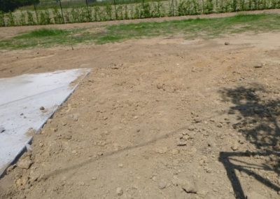 Pose de plus de 200 mètres de bordures en acier galvanisé sur notre chantier d'ougffet. 

Reste à...