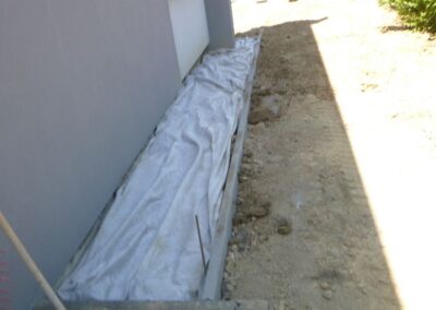 Réfection d'un jardin à Embourg.

Chantier terminé avec la réfection de la pelouse....