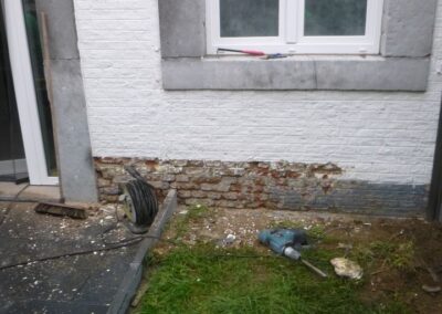 Réaménagement d'un très petit jardin à Ans.

Construction d'une nouvelle terrasse en pierre de t...